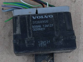 блок управления подогревом сидений Volvo XC70 2 поколение 2007-2013, левый руль, 31268908