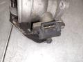 026021061M, 037907385G, 021907385A Заслонка дроссельная Volkswagen Passat B3 1993г. - фото №4
