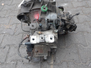КПП механическая (МКПП), ориг. номер DUU, Volkswagen Golf 4 поколение 1997-2006