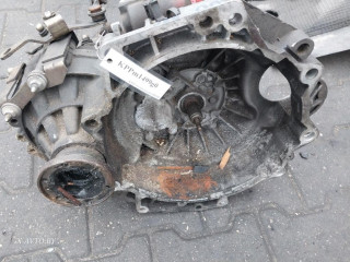 КПП механическая (МКПП), ориг. номер DUU, Volkswagen Golf 4 поколение 1997-2006