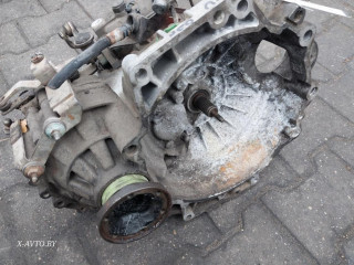 КПП механическая (МКПП), ориг. номер DUU, Volkswagen Golf 4 поколение 1997-2006