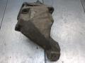 8D0199307K Кронштейн двигателя Audi A8 D2/4D 1997г. - фото №3