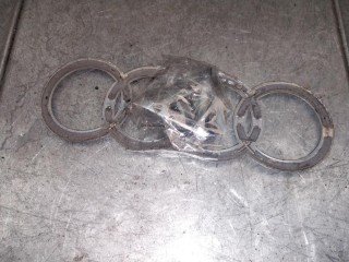 Эмблема, Audi A6 C5/4B 2001-2005