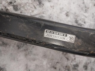 Прицепное устройство (фаркоп), ориг. номер A2036101025, A2033100137, A2036101825, A2036101725, Mercedes C W203 2000-2004