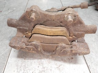 Суппорт передний правый, ориг. номер 7M0615124C, Volkswagen Sharan 1 поколение 1995-2000