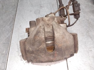 Суппорт передний правый Audi A4 B6 2000-2006
