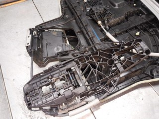 Стеклоподъемник задний левый, ориг. номер 68565745AA, 68592473AA, 68565747AA, Jeep Grand Wagoneer WS 2021-2026