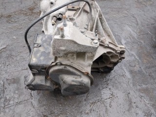 КПП механическая (МКПП), ориг. номер 8A6R7002JF, Ford Fiesta 6 поколение 2008-2013
