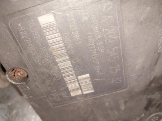 Блок ABS, ориг. номер A2095452532, A2034310812, Mercedes C W203 2000-2004