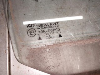Стекло двери передней правой, ориг. номер 43R001100, Ford Galaxy 1 поколение 1995-2000