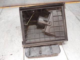 Корпус воздушного фильтра, ориг. номер 8D0129607, Volkswagen Passat B5 1996-2001