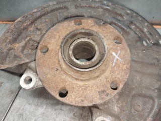 Кулак поворотный правый, ориг. номер 8E0407254C, Audi A4 B6 2000-2006