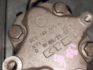 Насос гидроусилителя руля, ориг. номер 8E0145153H, Audi A4 B6 2000-2006