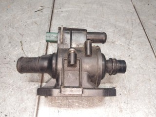 Корпус термостата, ориг. номер TH687583J, Ford Fiesta 5 поколение 2001-2007