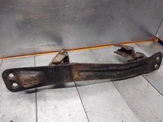 Кронштейн КПП, ориг. номер 30856021, 30884401, Volvo V40 1 поколение [2-й рестайлинг] 2002-2004