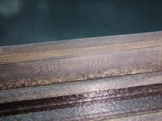Молдинг двери передней правой, ориг. номер 3U0854940B, Skoda Superb 1 поколение 2001-2006