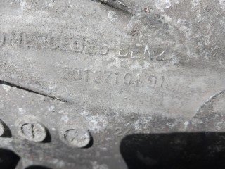 КПП автоматическая (АКПП), ориг. номер A1242700300, 2012710101, Mercedes E W124