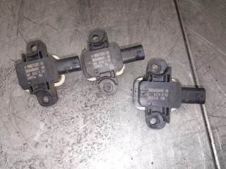 Датчик удара, ориг. номер A1668210351, 56054084AA, Mercedes A W176