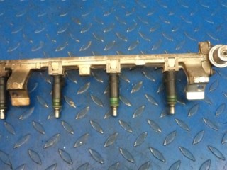 Форсунка, ориг. номер 98MF-9F593-BB, 98MF-9C968-BB, Ford C-Max