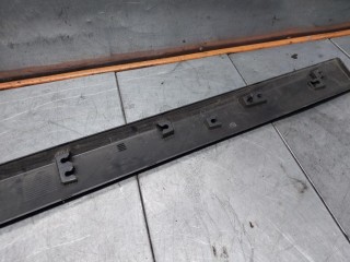 Молдинг двери передней левой, ориг. номер 51137352091, BMW X1 F48 2015-2019
