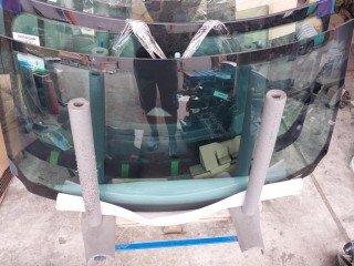 Стекло лобовое, ориг. номер 68438534AD, Jeep Wagoneer WS 2021-2026