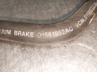 Патрубок (трубопровод, шланг), ориг. номер 68053596AA, 04581952AC, Jeep Grand Cherokee WK2 [рестайлинг] 2016-2022