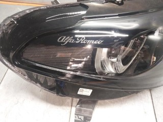 Фара левая, ориг. номер 50580187, 50580190, 51550748, 515540748, 68719598AA, Alfa Romeo Giulia 2 поколение 2023-2026