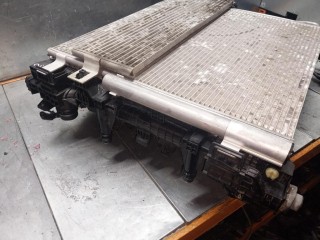 Радиатор (основной), ориг. номер 68377851AA, 68483918AA, 68377850AA, 68650916AA, 68596421AA, Jeep Grand Cherokee WL 2021-2026