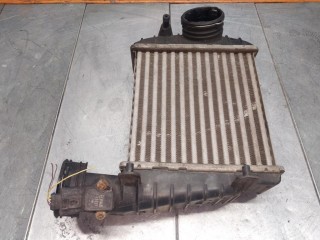 Интеркулер, ориг. номер 3B0145805J, Volkswagen Passat B5+ [рестайлинг] 2000-2005