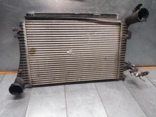 Интеркулер Volkswagen Golf 5 поколение 2003-2009, 1.9 л, 1K0145803F