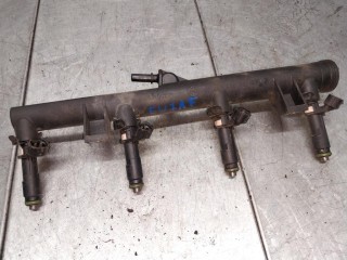 Форсунка, ориг. номер 9628084680, 1984G3, 9660276080, Citroen C4 Picasso 1 поколение 2006-2013