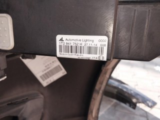Крыло переднее правое, ориг. номер 1T0821022D, Volkswagen Touran 2 поколение 2010-2015