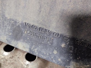 защита подкрылка(шуба) перед., ориг. номер 82868698, Volvo FM 2001-2013