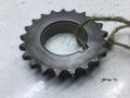 1302131U01 Шестерня коленвала Nissan Cefiro 2001г. - фото №3