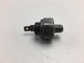 B36718501 Датчик давления масла Mazda Demio 2002г. - фото №2