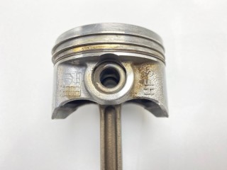 Поршень с шатуном, ориг. номер 13210RB0000, 13010RB0J00, Honda Fit 2007-2010