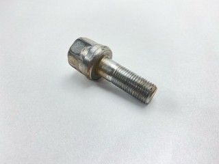 Болт шкива коленвала, ориг. номер MD172725, Mitsubishi Montero Sport 1996-2000