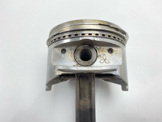 Поршень, ориг. номер MD367089, MD367088, Mitsubishi Montero Sport 1996-2000
