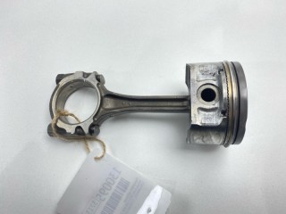 Поршень с шатуном, ориг. номер 12100AX201, 12010AX501, Nissan Cube 2002-2008