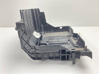 Подставка под аккумулятор, ориг. номер 8200467409, Renault Megane 2002-2006