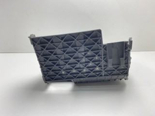 Подставка под аккумулятор, ориг. номер 8200467409, Renault Megane 2002-2006