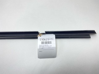 Молдинг стекла, ориг. номер 8200121017, Renault Megane 2002-2006