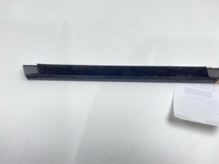 Молдинг стекла, ориг. номер 8200121017, Renault Megane 2002-2006