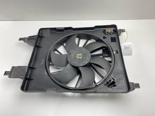 Диффузор радиатора Renault Megane 2002-2006