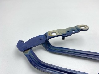 Петля крышки багажника, ориг. номер 8200011068, Renault Megane 2002-2006