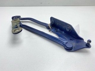 Петля крышки багажника, ориг. номер 8200011067, Renault Megane 2002-2006