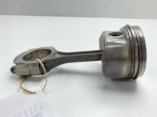 Поршень с шатуном, ориг. номер 7701476930, 121009455R, Renault Megane 2002-2006