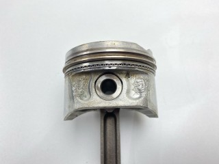 Поршень с шатуном, ориг. номер 7701476930, 121009455R, Renault Megane 2002-2006