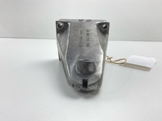 Кронштейн опоры двигателя, ориг. номер 6032235304, A6032235304, A6032234304, Mercedes-Benz S-Class 1991-1993