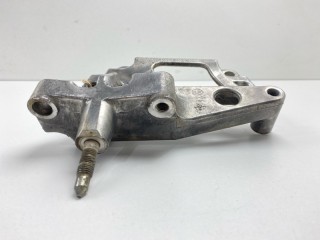 Кронштейн опоры двигателя, ориг. номер 11231AU40A, 11231AU40B, Nissan X-Trail 2004-2007